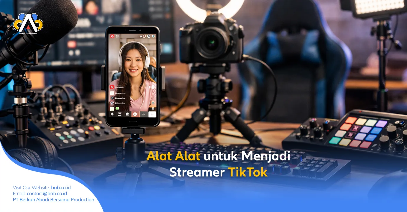 Pernah bertanya-tanya kenapa live TikTok orang lain terlihat lebih profesional, suaranya jernih, dan penontonnya betah berlama-lama, sementara live Anda sepi meski kontennya bagus? Jawabannya sering kali bukan soal bakat atau keberuntungan, melainkan alat alat untuk menjadi streamer TikTok yang digunakan. Di artikel ini, Anda akan menemukan rahasia di balik setup streaming yang jarang dibahas, praktis, dan relevan untuk kreator Indonesia mulai dari pemula hingga yang ingin naik level secara serius.